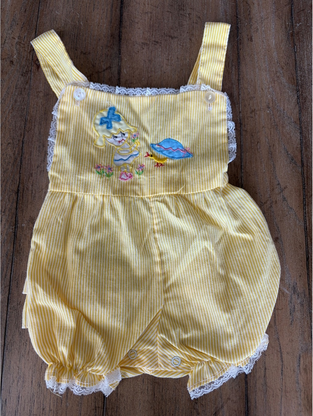 Vintage 70s Tiny Tot baby romper Sz 12 yellow overall embroider duck lace ruffle
